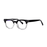 Transparente com Preto